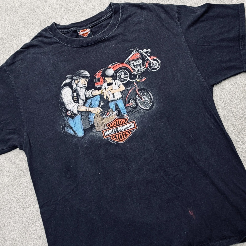 Harley Davidson Texas Bedford Tee Size Lg. Grandpa Teaching Grandson Biker Shirt